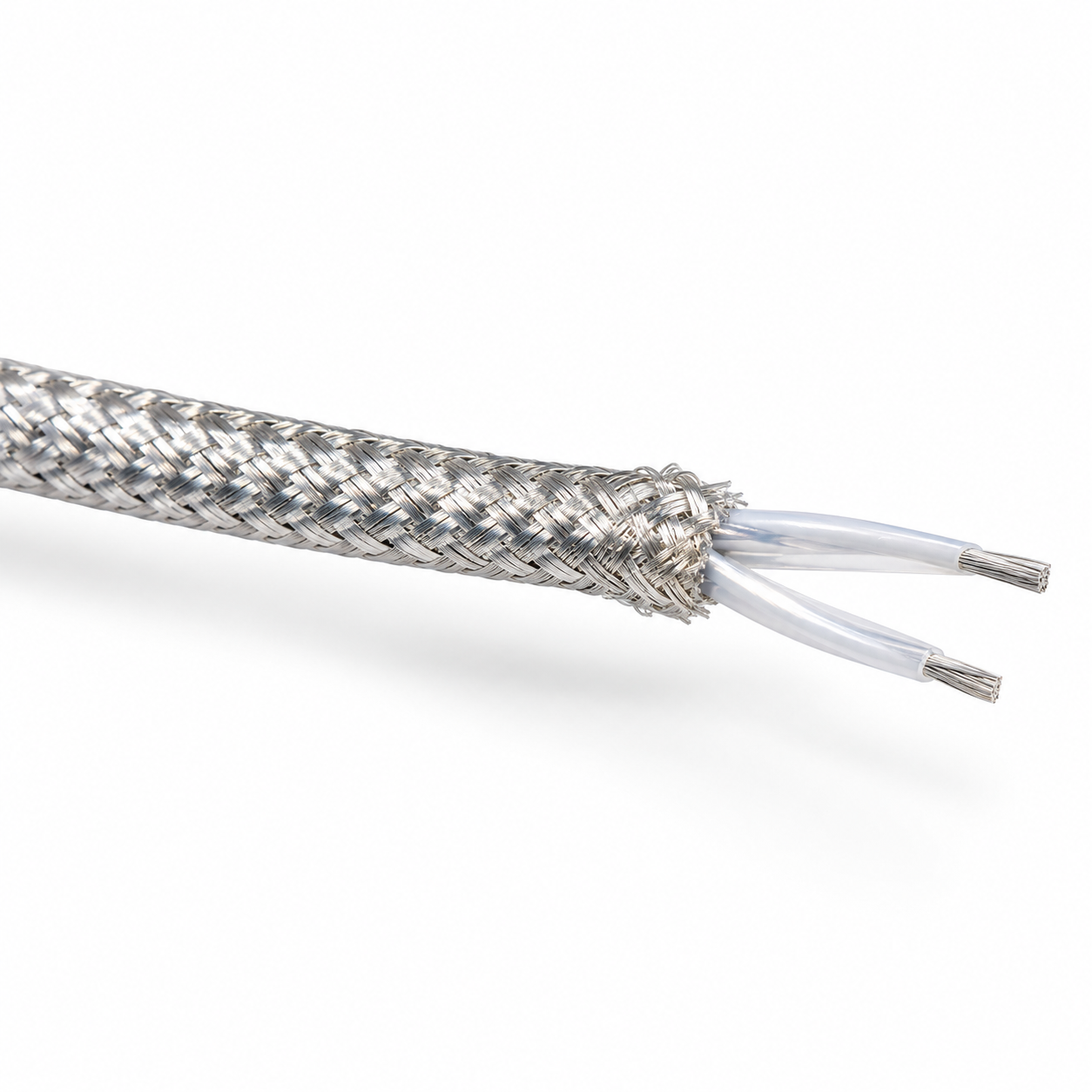 High-Speed Differential Cable HPD700001070-YH